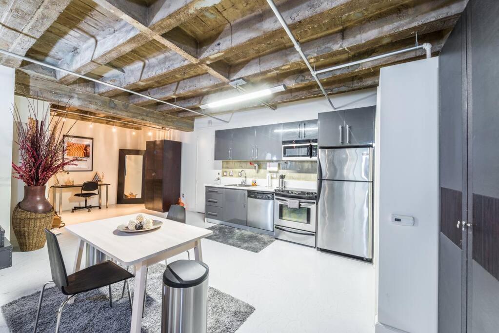 Newly Renovated 1Bdrm Loft Dtla And Rooftop Pool Los Angeles Eksteriør billede